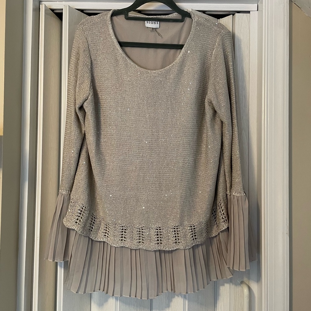 Sioni Taupe Metallic Knit Scoop Neck Sweater with Pleated Hem